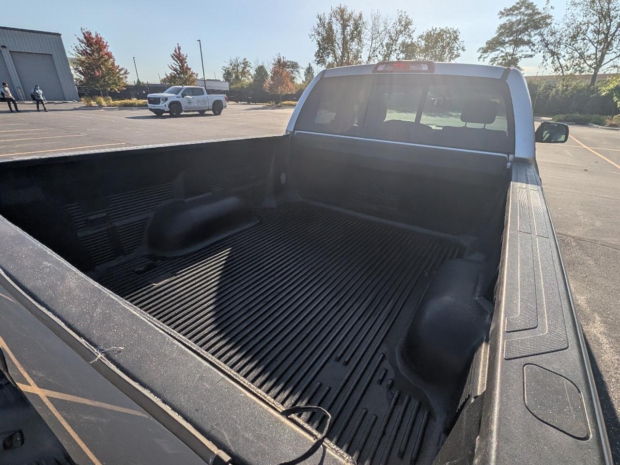 Toyota Tundra SR5 V8 4WD 2012