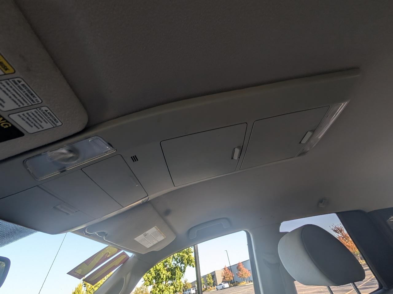 Toyota Tundra SR5 V8 4WD 2012
