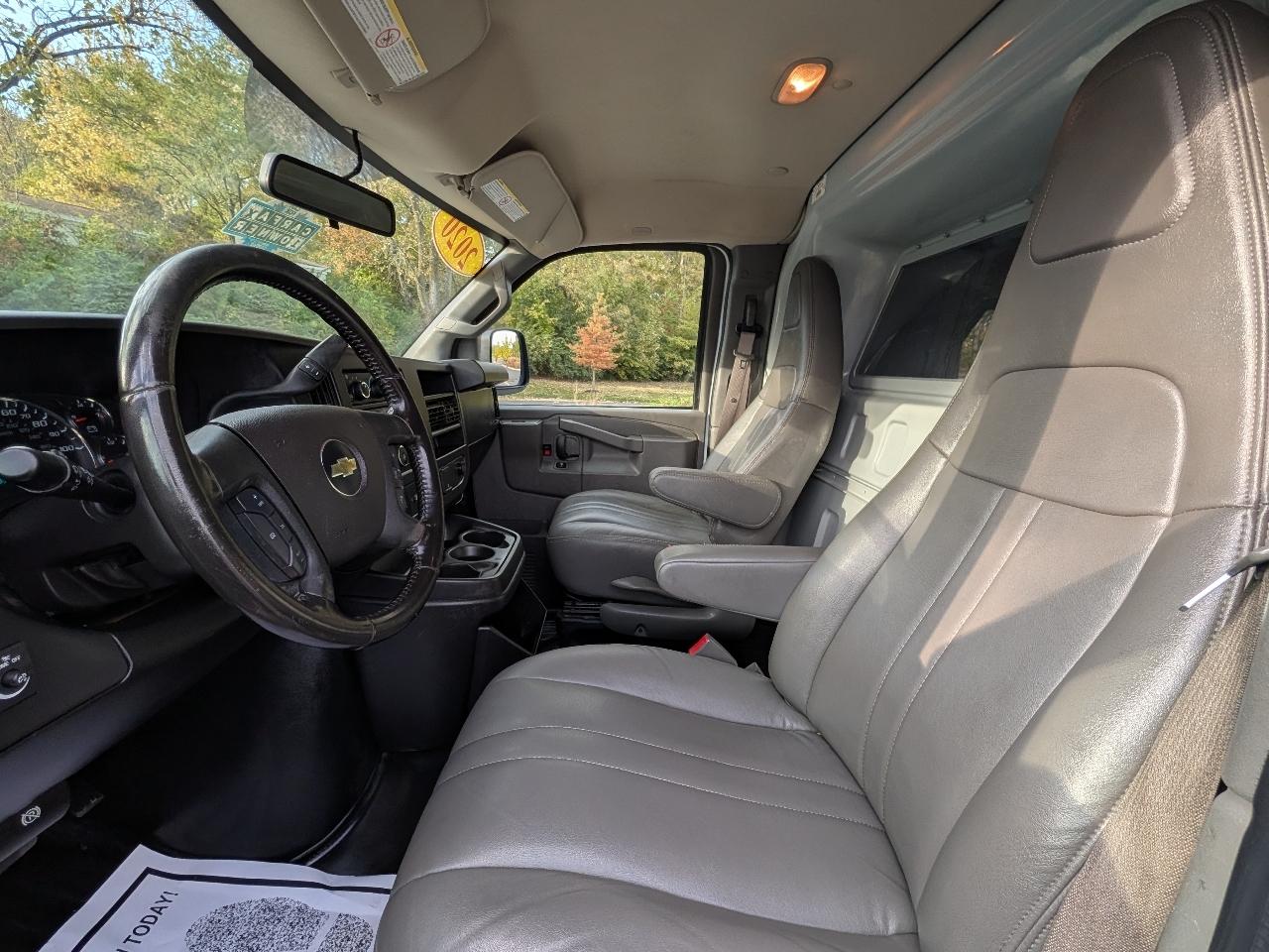 Chevrolet Express 2500 Cargo 2020