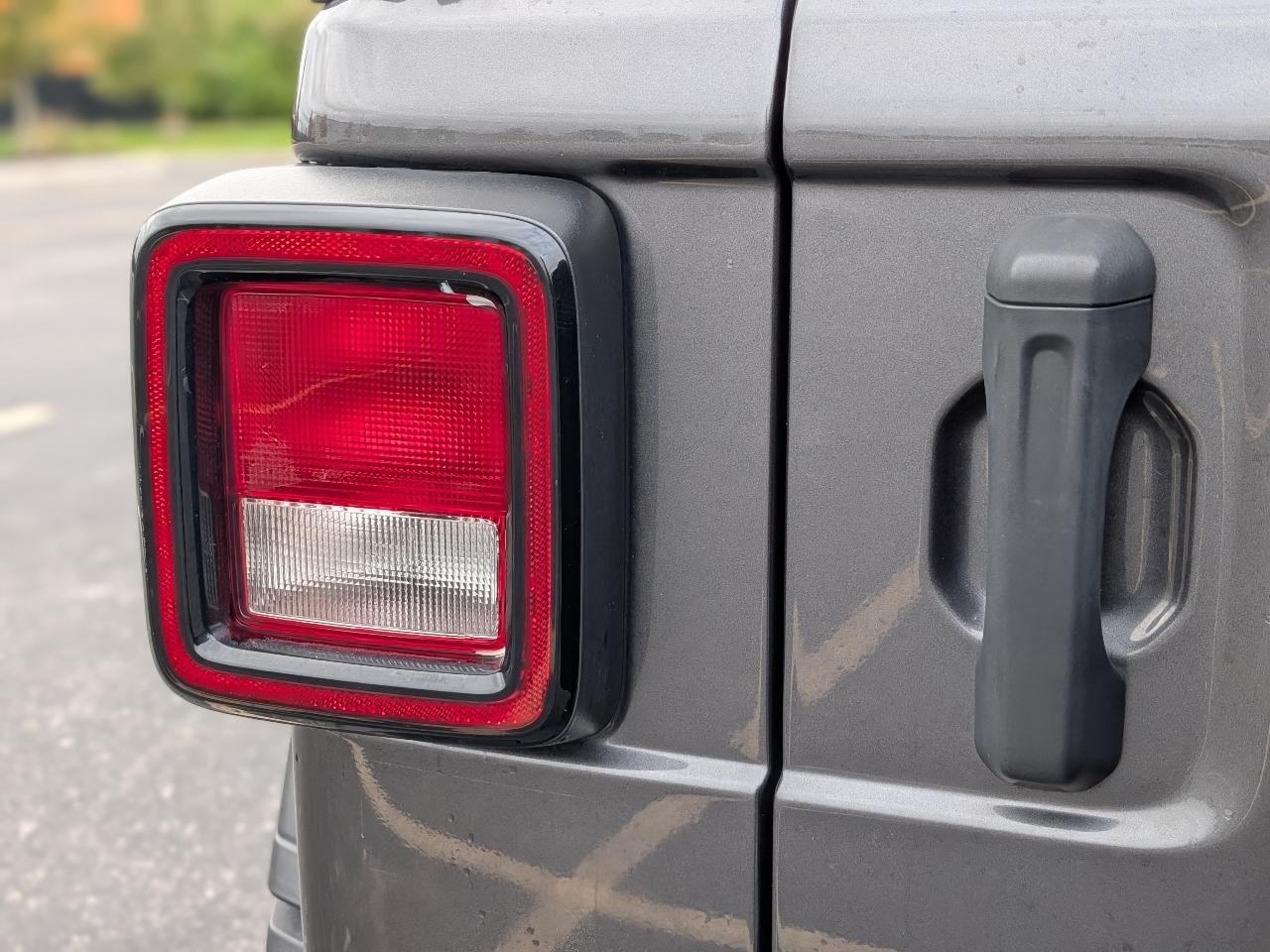 Jeep Wrangler Unlimited Sport 2019