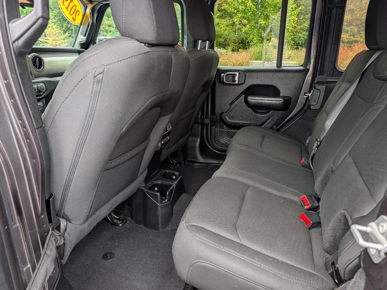Jeep Wrangler Unlimited Sport 2019