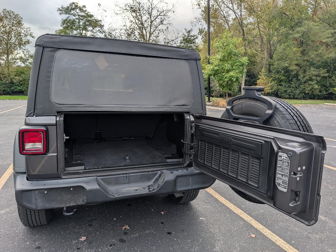 Jeep Wrangler Unlimited Sport 2019