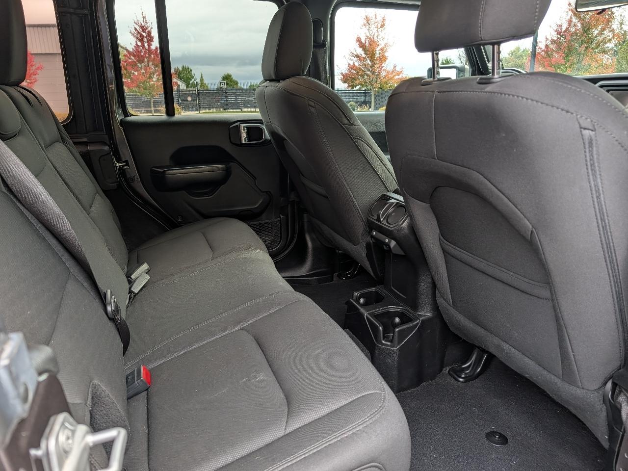 Jeep Wrangler Unlimited Sport 2019
