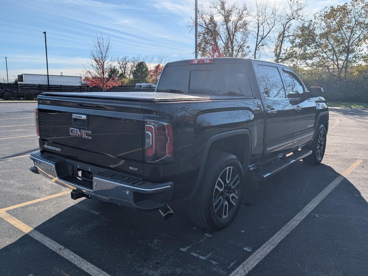 GMC Sierra 1500 SLT Crew Cab 4WD 2017