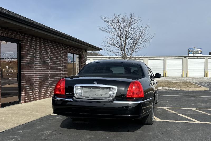 Lincoln Town Car Signature Limited 2008