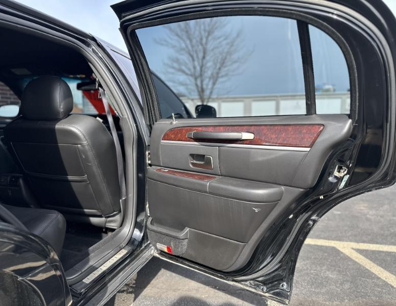 Lincoln Town Car Signature Limited 2008