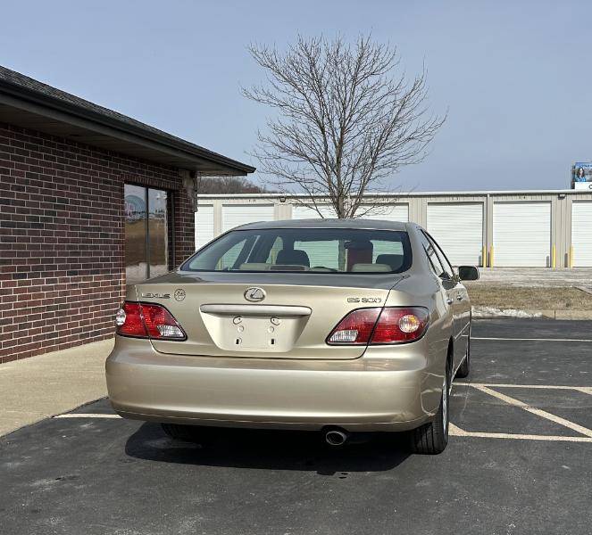Lexus ES 300 Sedan 2003