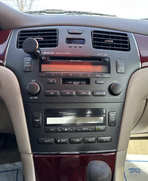 Lexus ES 300 Sedan 2003