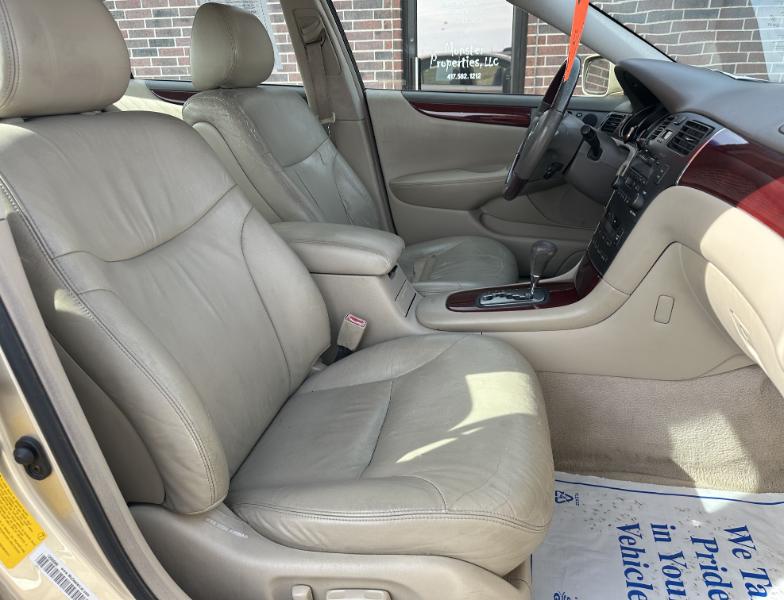 Lexus ES 300 Sedan 2003