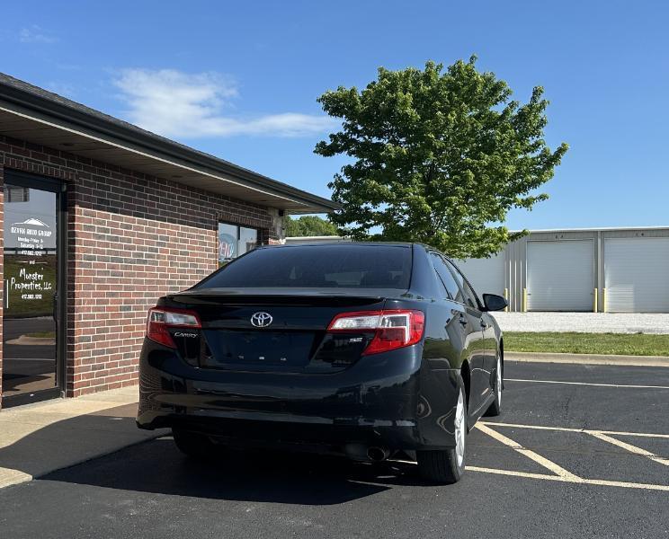Toyota Camry SE 2012