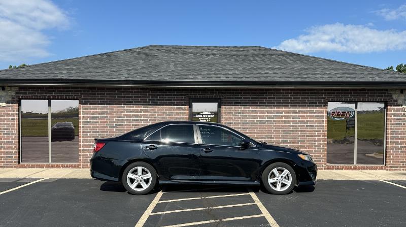 Toyota Camry SE 2012