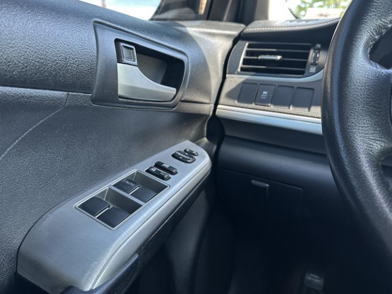 Toyota Camry SE 2012