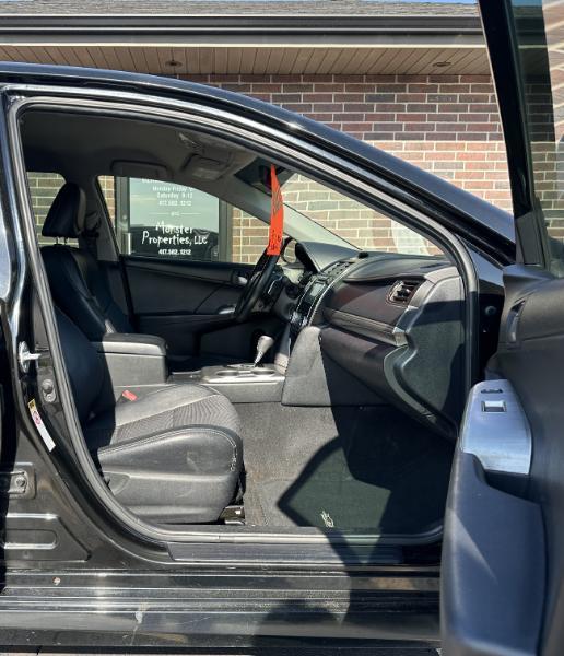 Toyota Camry SE 2012
