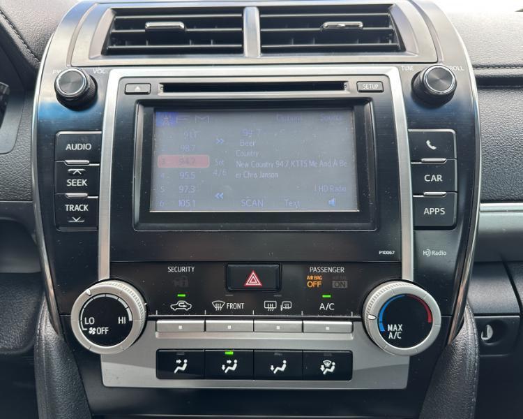 Toyota Camry SE 2012