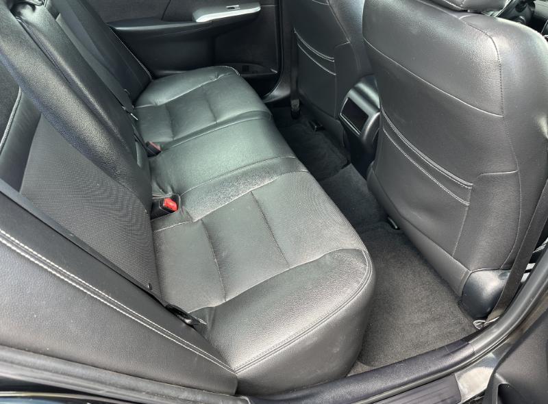 Toyota Camry SE 2012