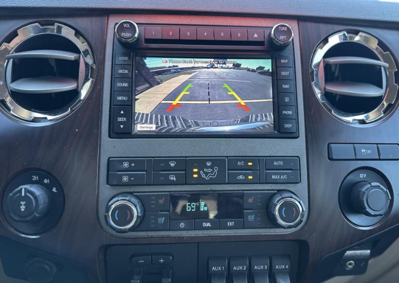 Ford F-250 SD XLT Crew Cab Long Bed 4WD 2011