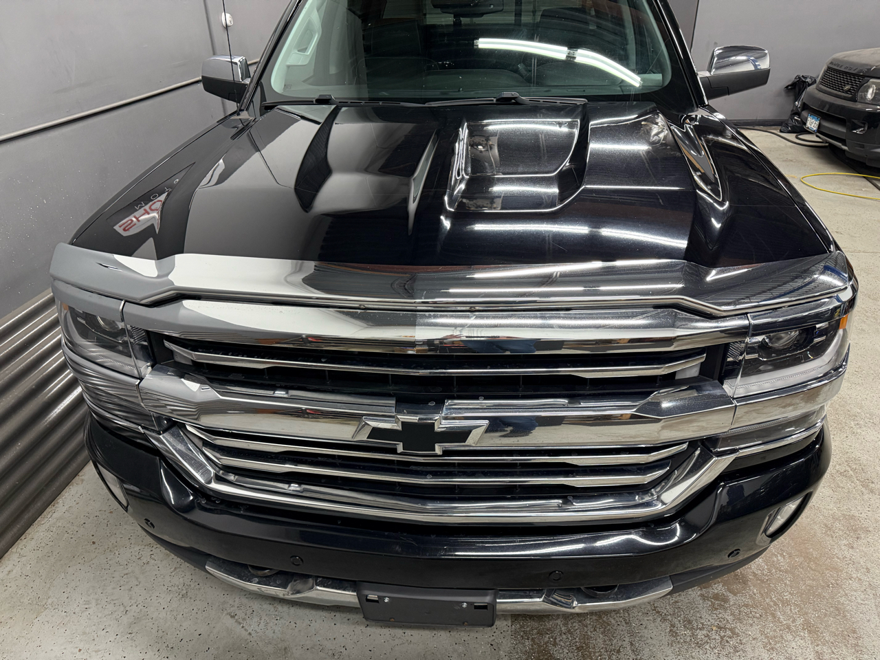 Chevrolet Silverado 1500 High Country Crew Cab Short Box 4WD 2017