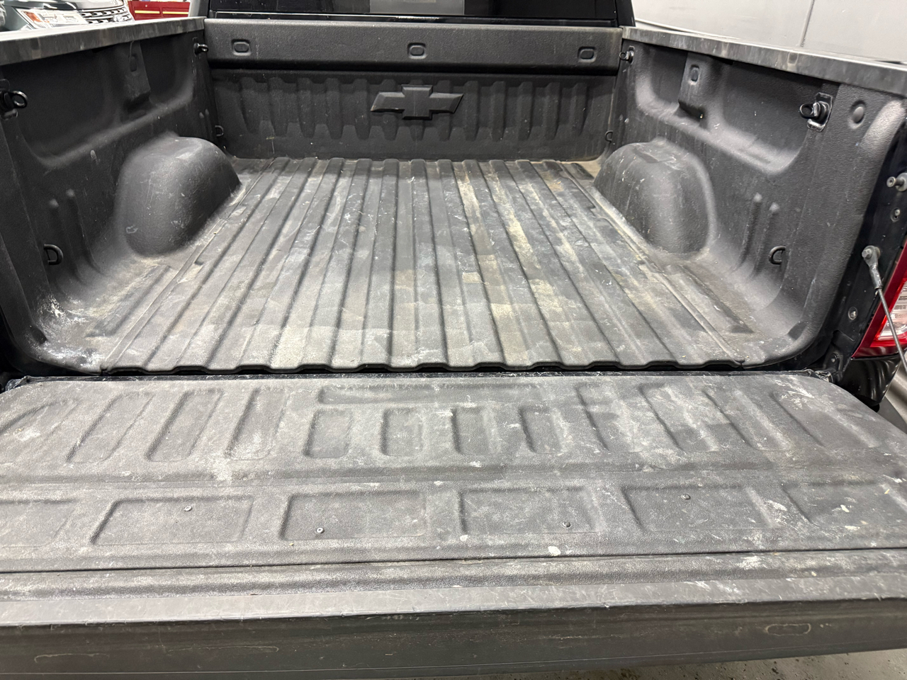 Chevrolet Silverado 1500 High Country Crew Cab Short Box 4WD 2017