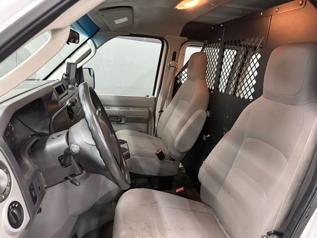 Ford Econoline E-150 2012