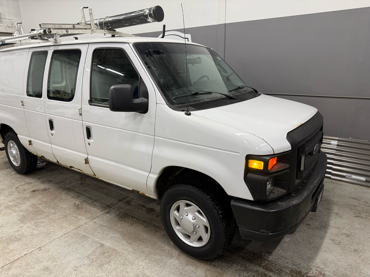 Ford Econoline E-150 2012