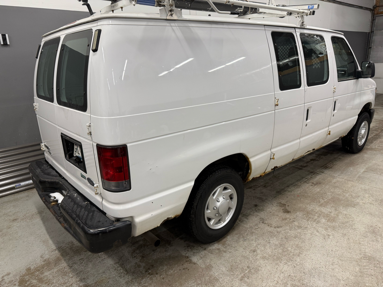 Ford Econoline E-150 2012
