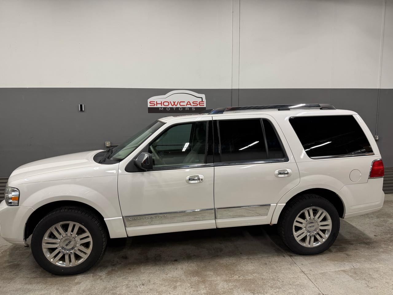 Lincoln Navigator 4WD 2012