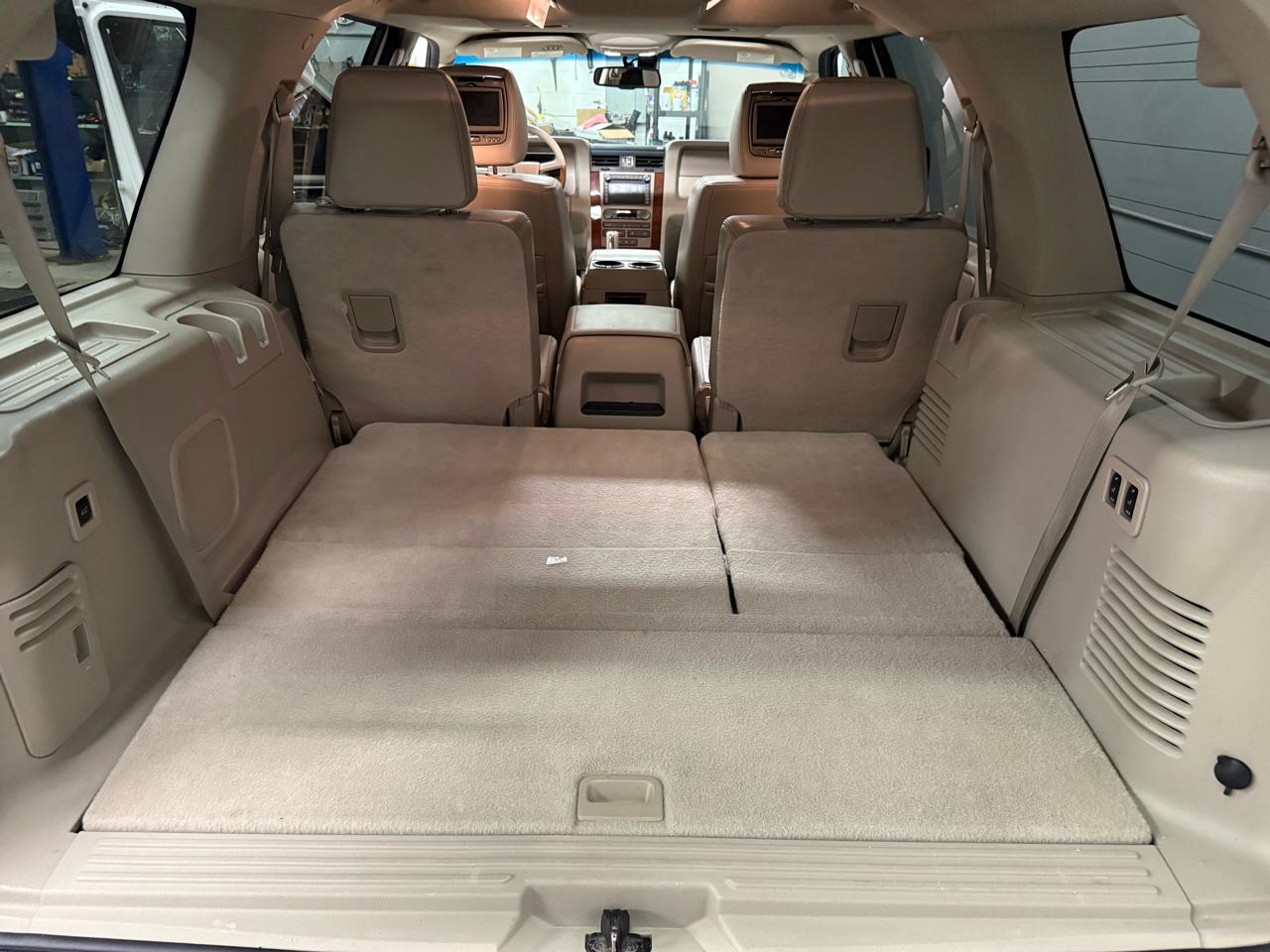 Lincoln Navigator 4WD 2012
