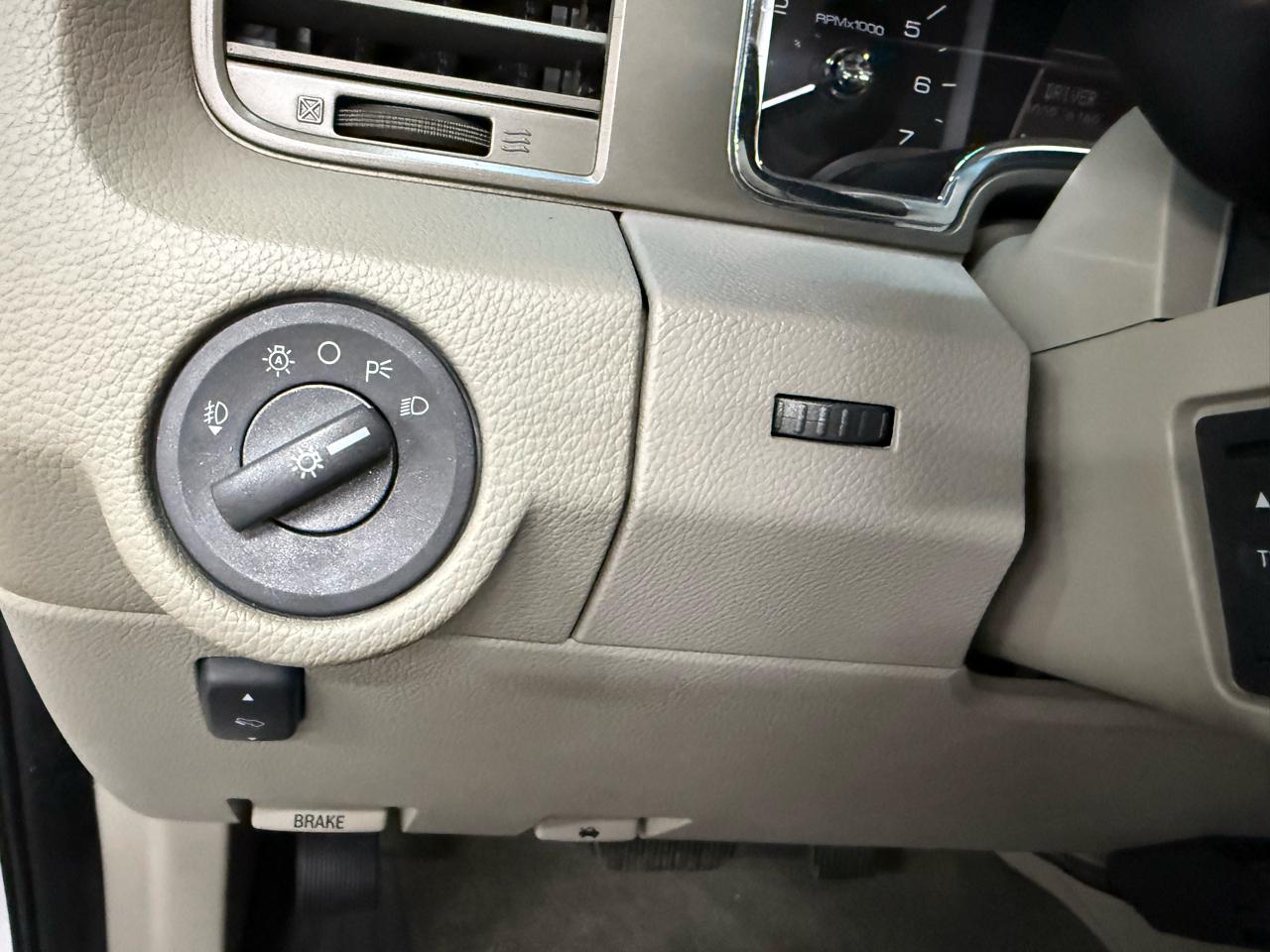 Lincoln Navigator 4WD 2012