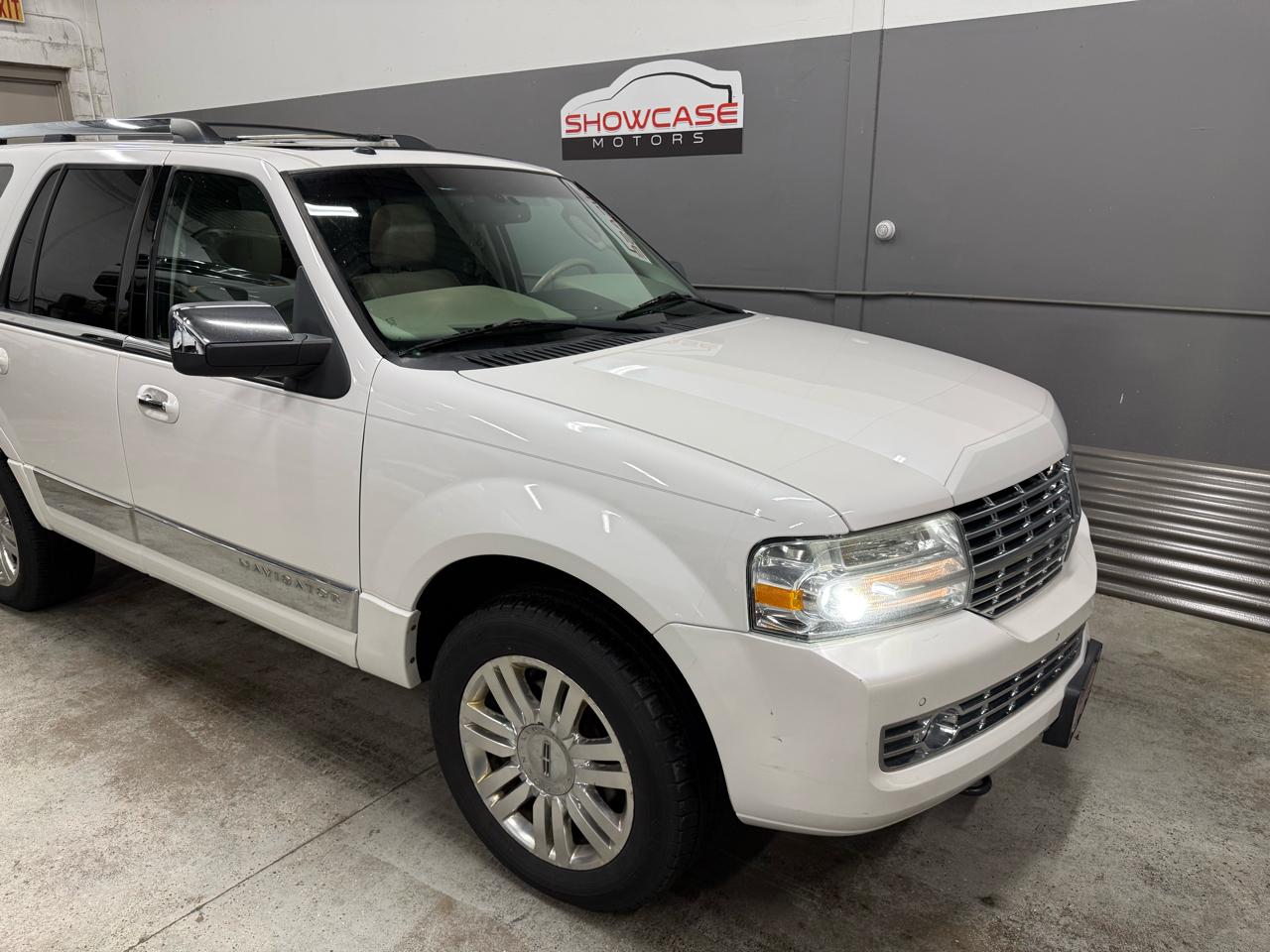 Lincoln Navigator 4WD 2012