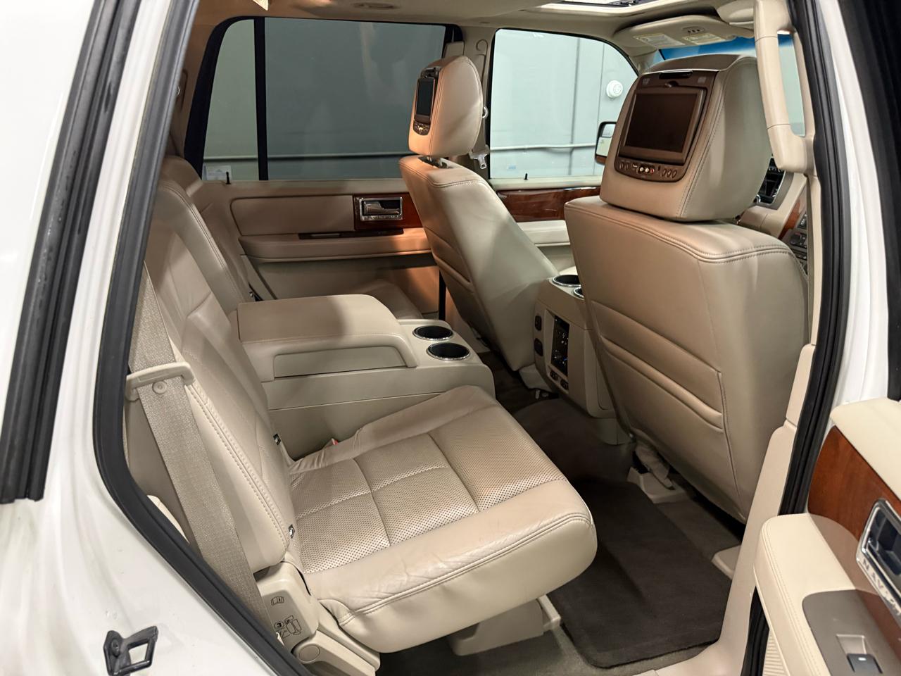 Lincoln Navigator 4WD 2012