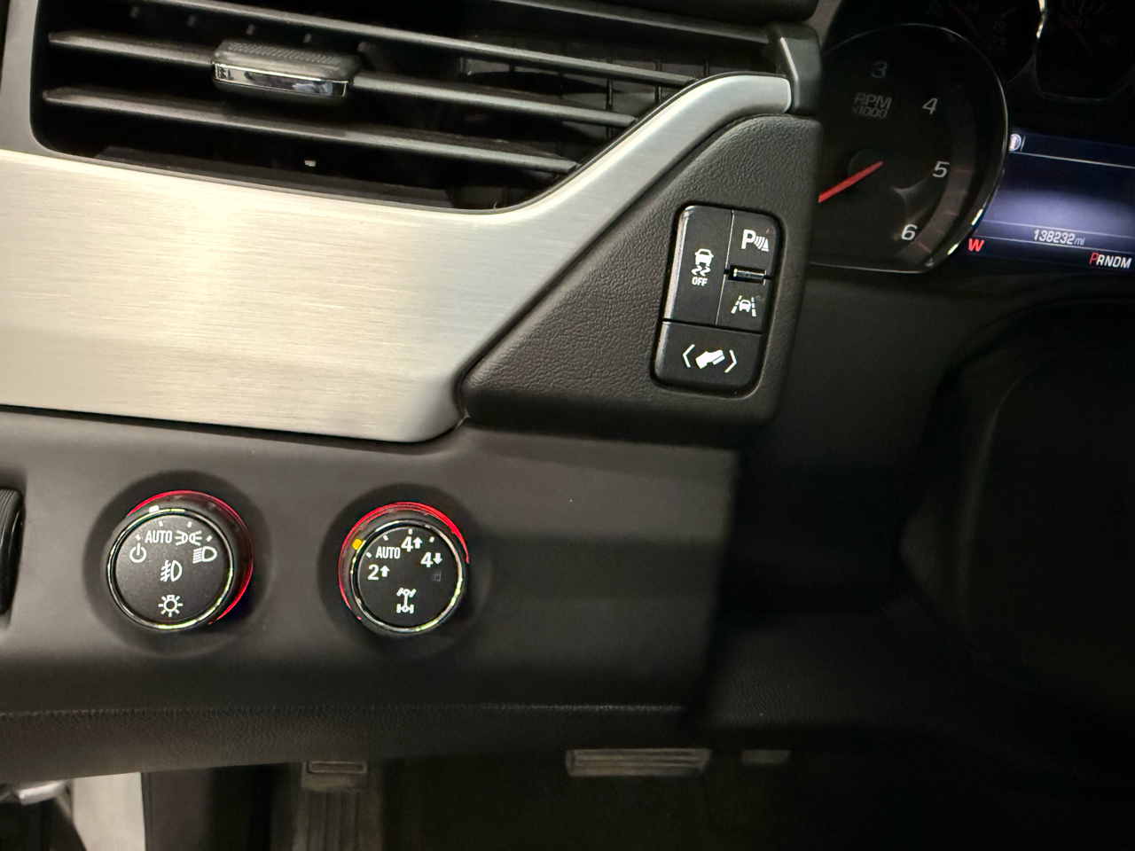 GMC Yukon XL SLT 4WD 2016