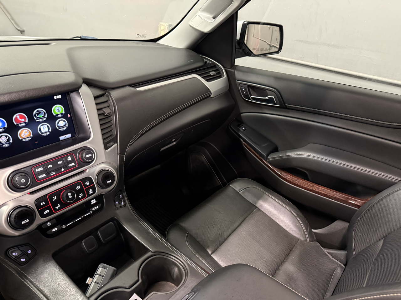 GMC Yukon XL SLT 4WD 2016