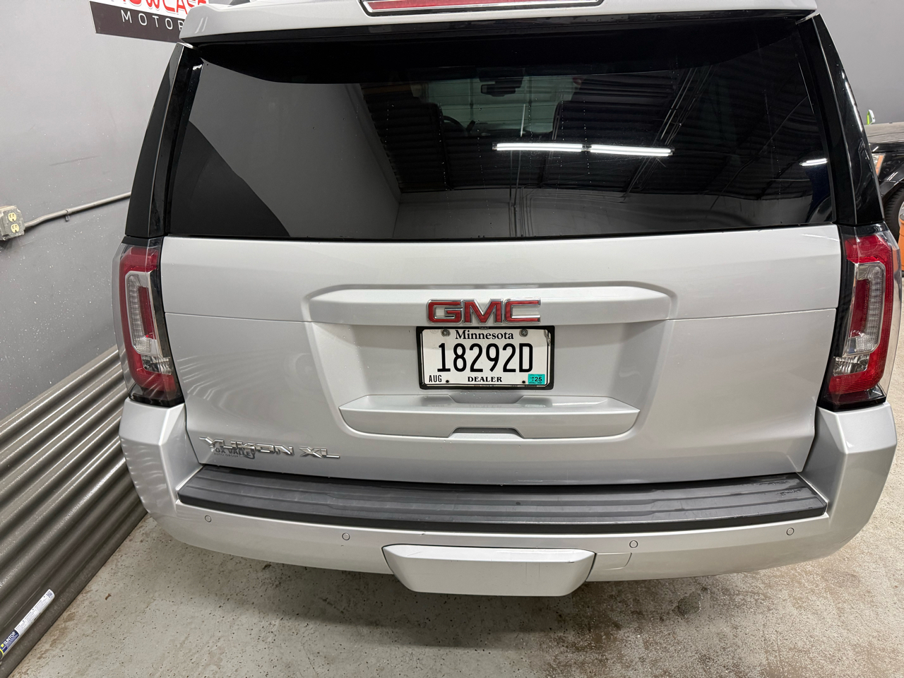 GMC Yukon XL SLT 4WD 2016