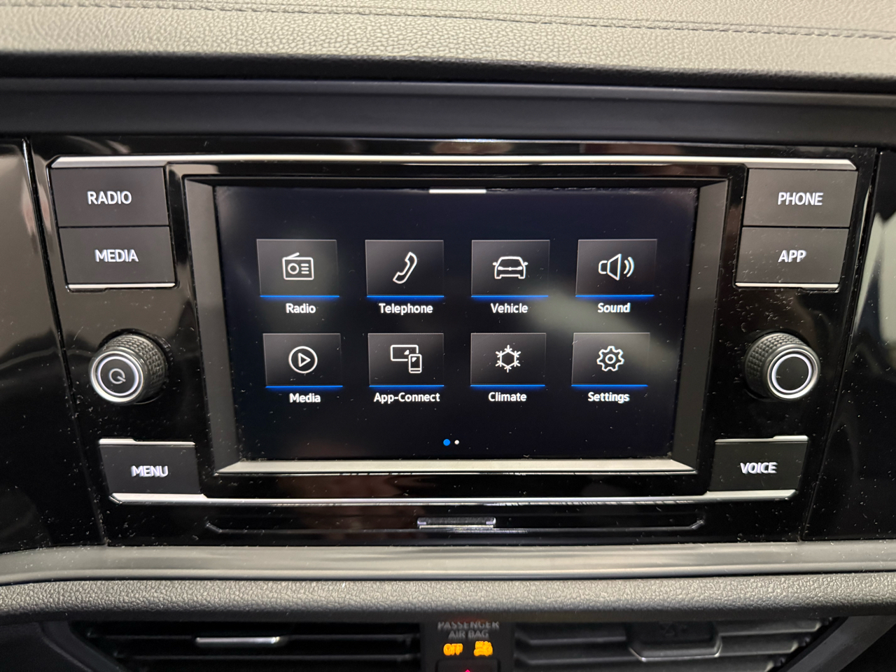 Volkswagen Jetta 1.4T S 8A 2020