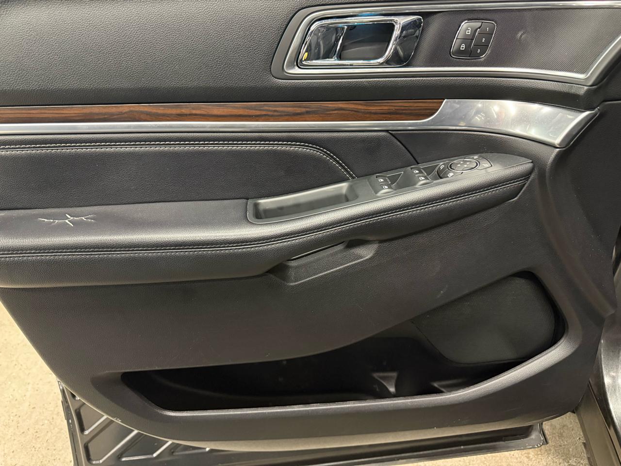 Ford Explorer Limited 4WD 2018