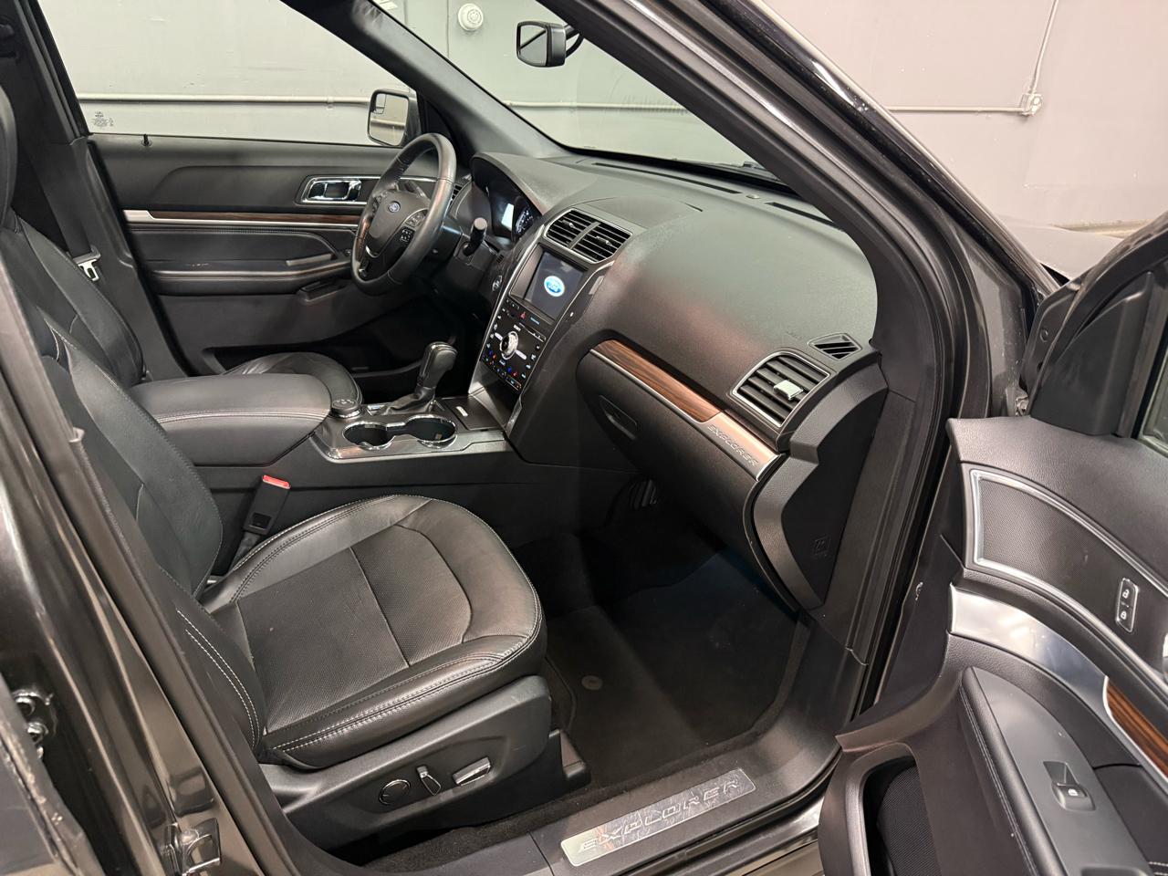 Ford Explorer Limited 4WD 2018