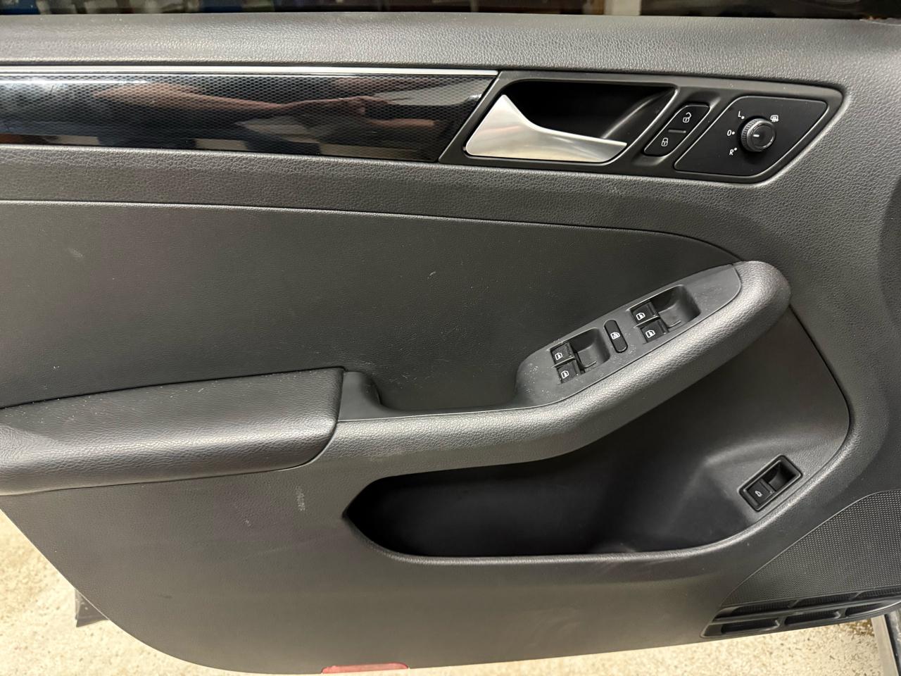 Volkswagen Jetta Sport 6A 2018