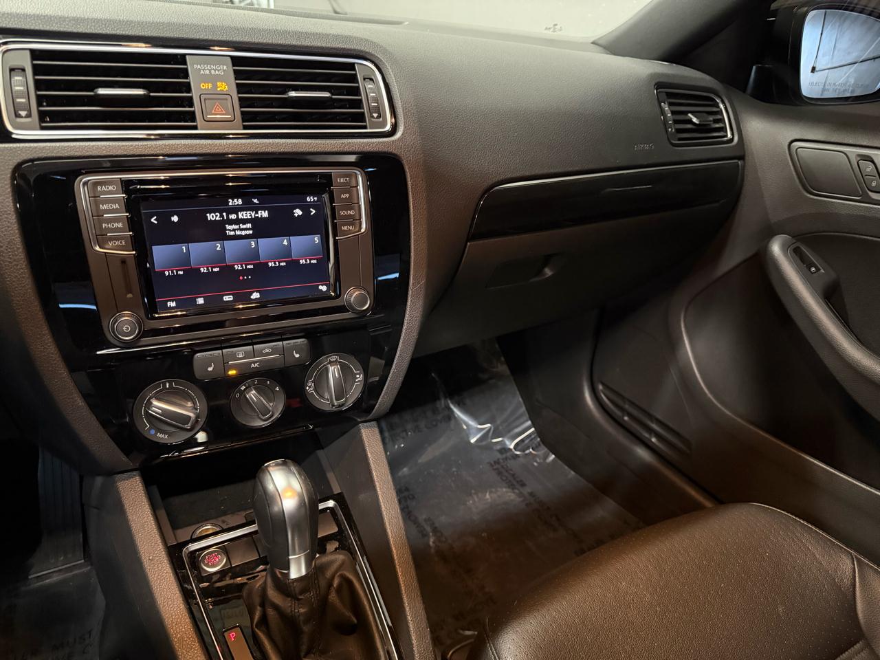 Volkswagen Jetta Sport 6A 2018