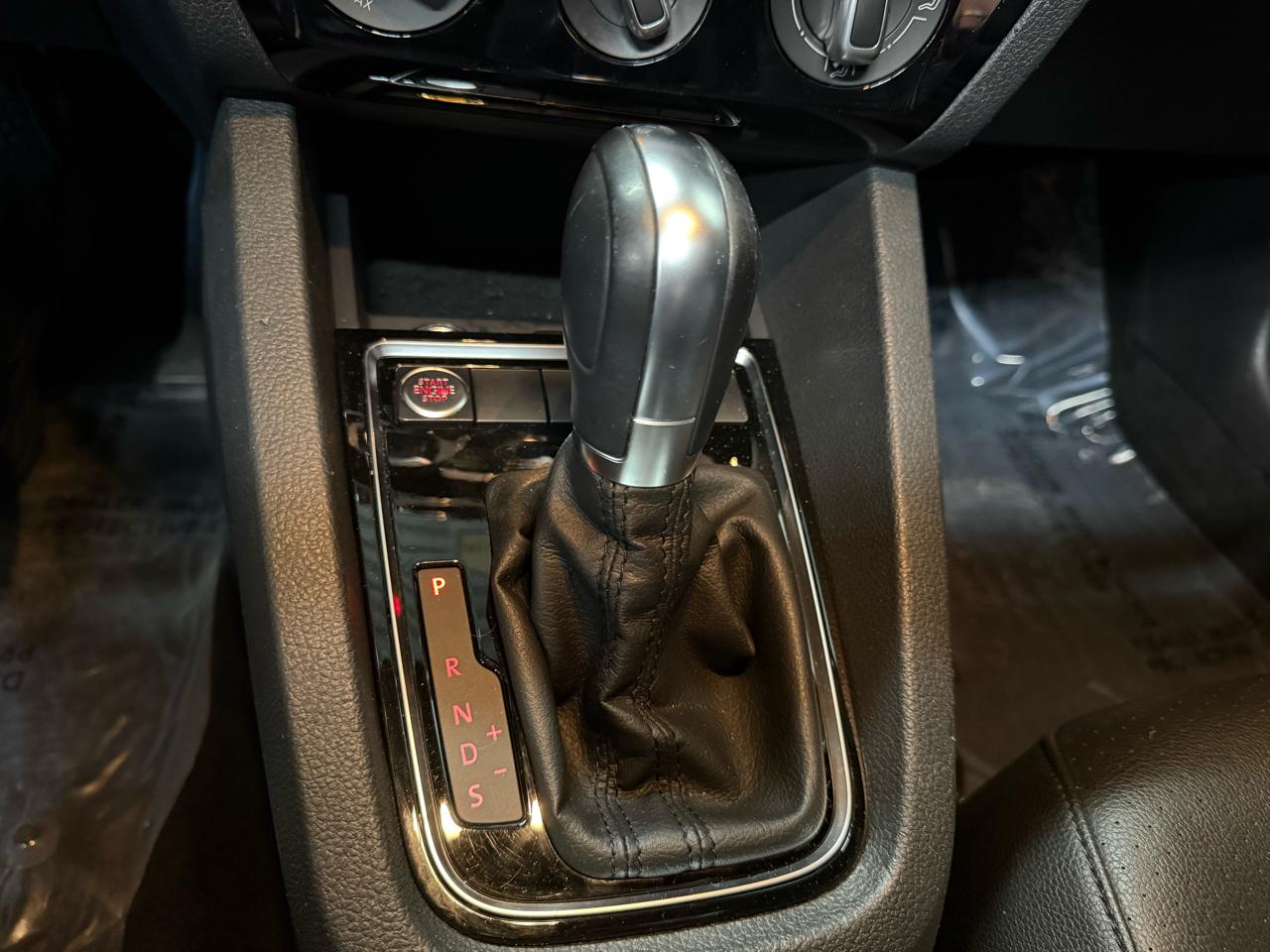 Volkswagen Jetta Sport 6A 2018