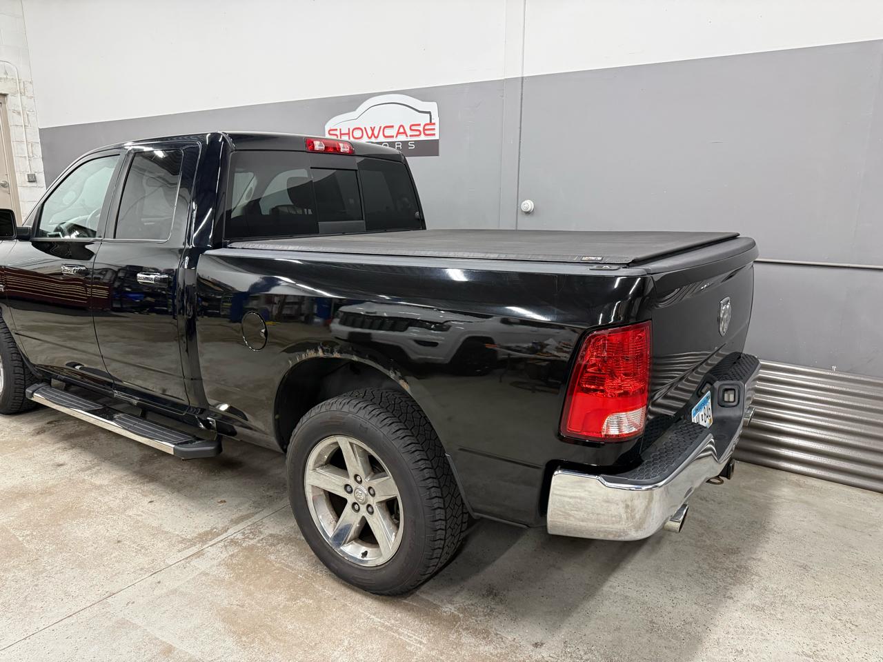 RAM 1500 SLT Quad Cab 4WD 2012