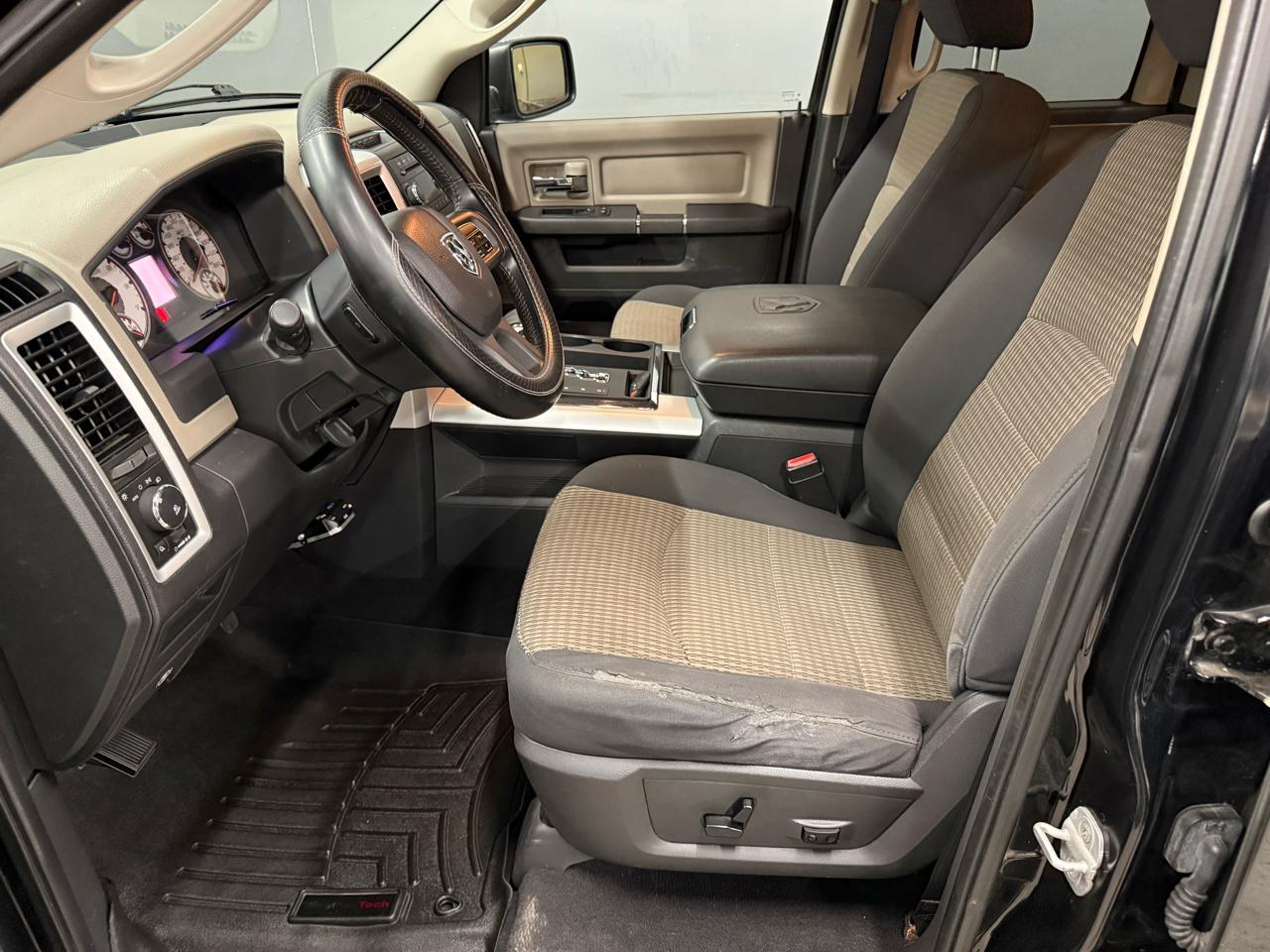RAM 1500 SLT Quad Cab 4WD 2012