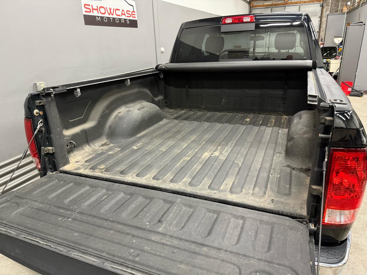 RAM 1500 SLT Quad Cab 4WD 2012