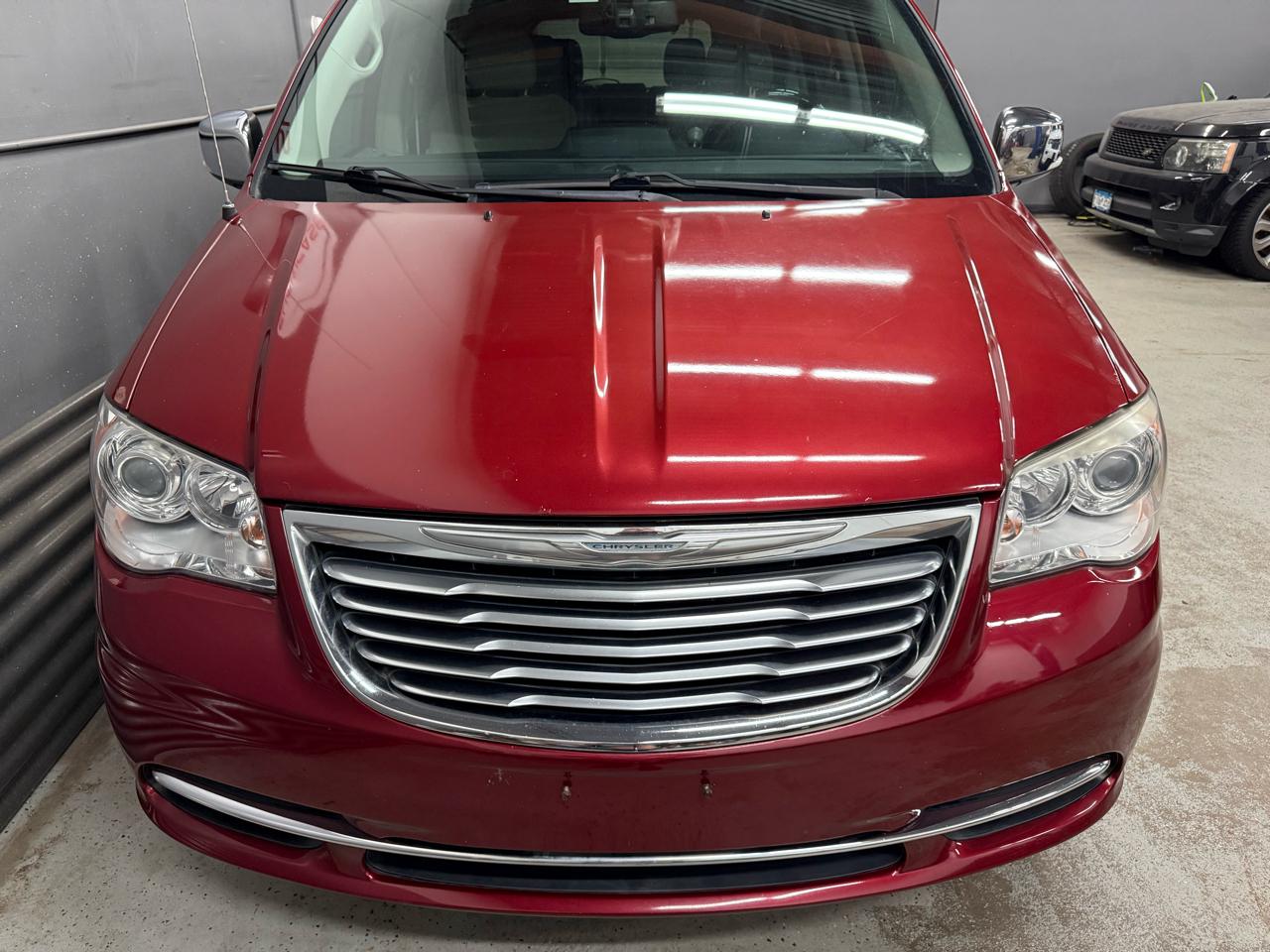 Chrysler Town & Country Limited Platinum 2015