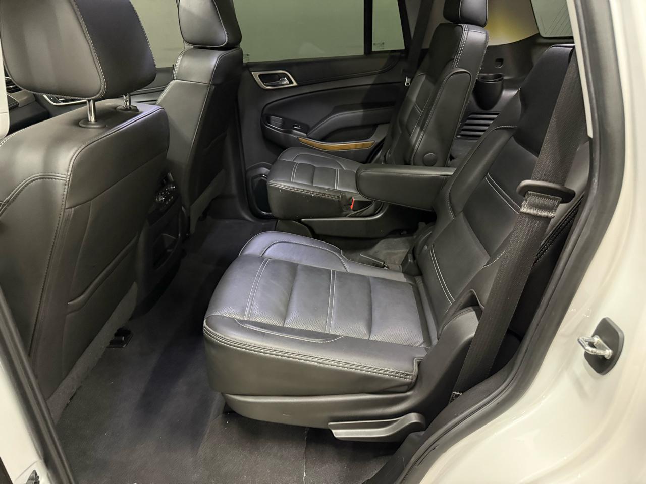 GMC Yukon Denali 4WD 2019