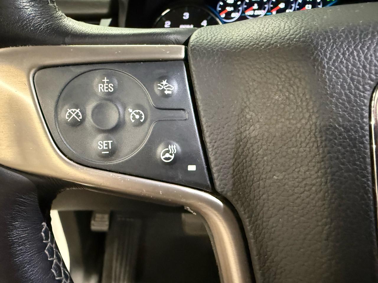GMC Yukon Denali 4WD 2019