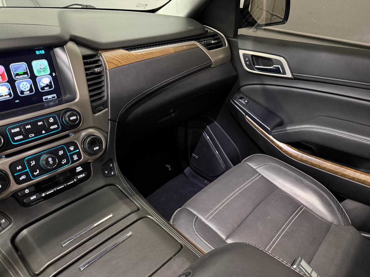 GMC Yukon Denali 4WD 2019