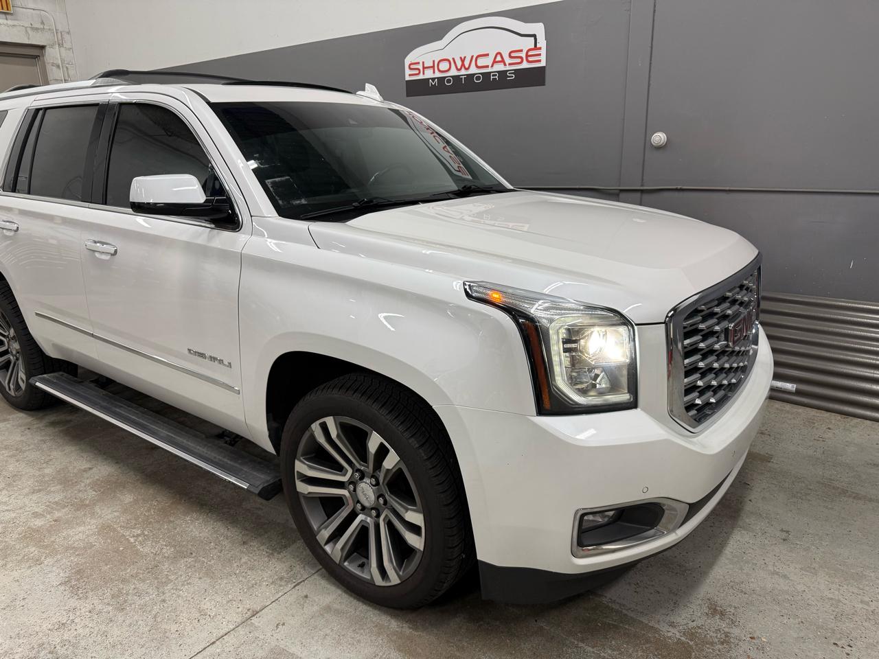 GMC Yukon Denali 4WD 2019