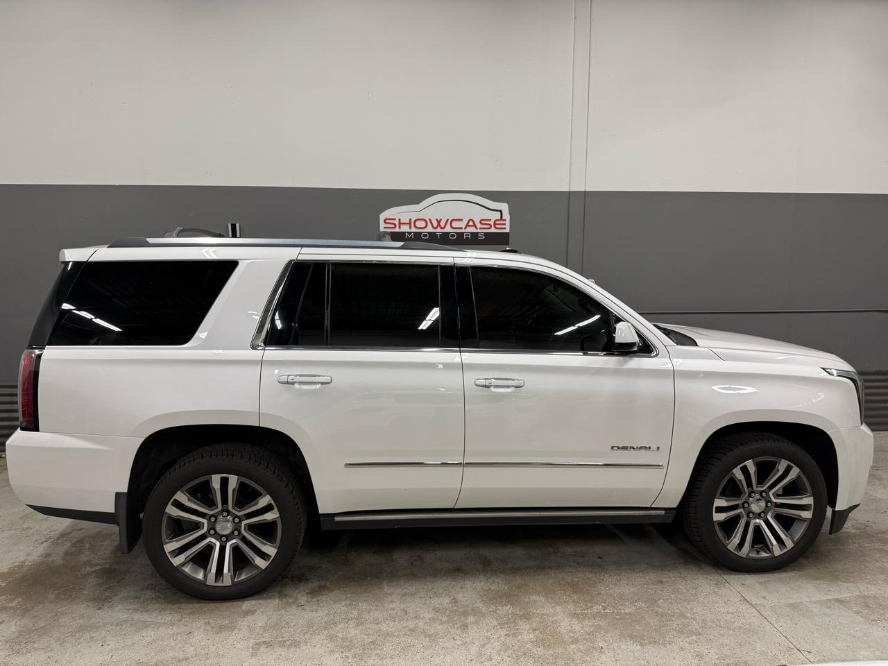 GMC Yukon Denali 4WD 2019