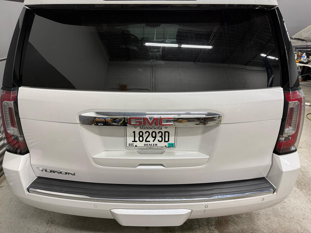 GMC Yukon Denali 4WD 2019