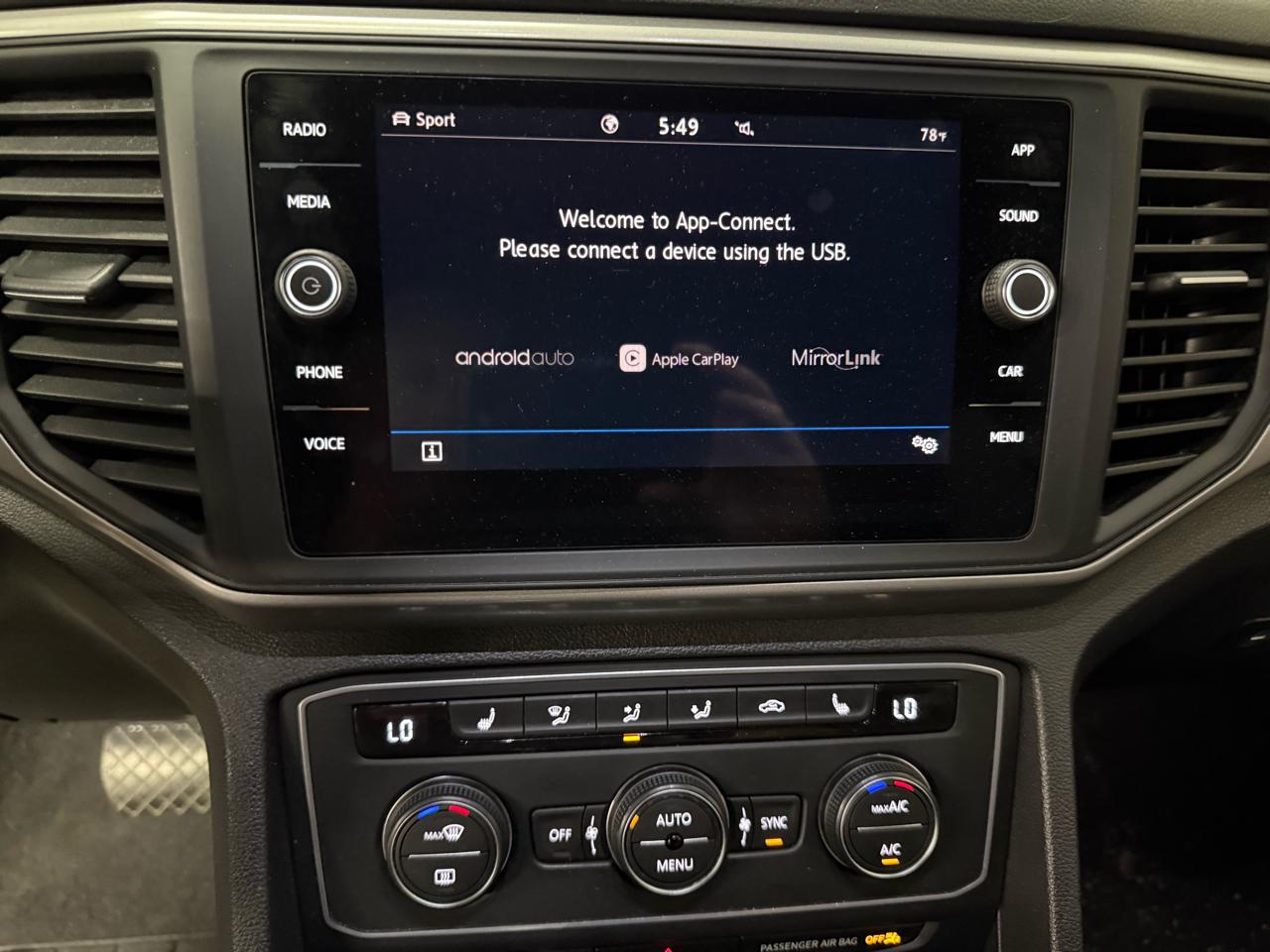 Volkswagen Atlas Cross Sport SE w/Technology 4MOTION 2020